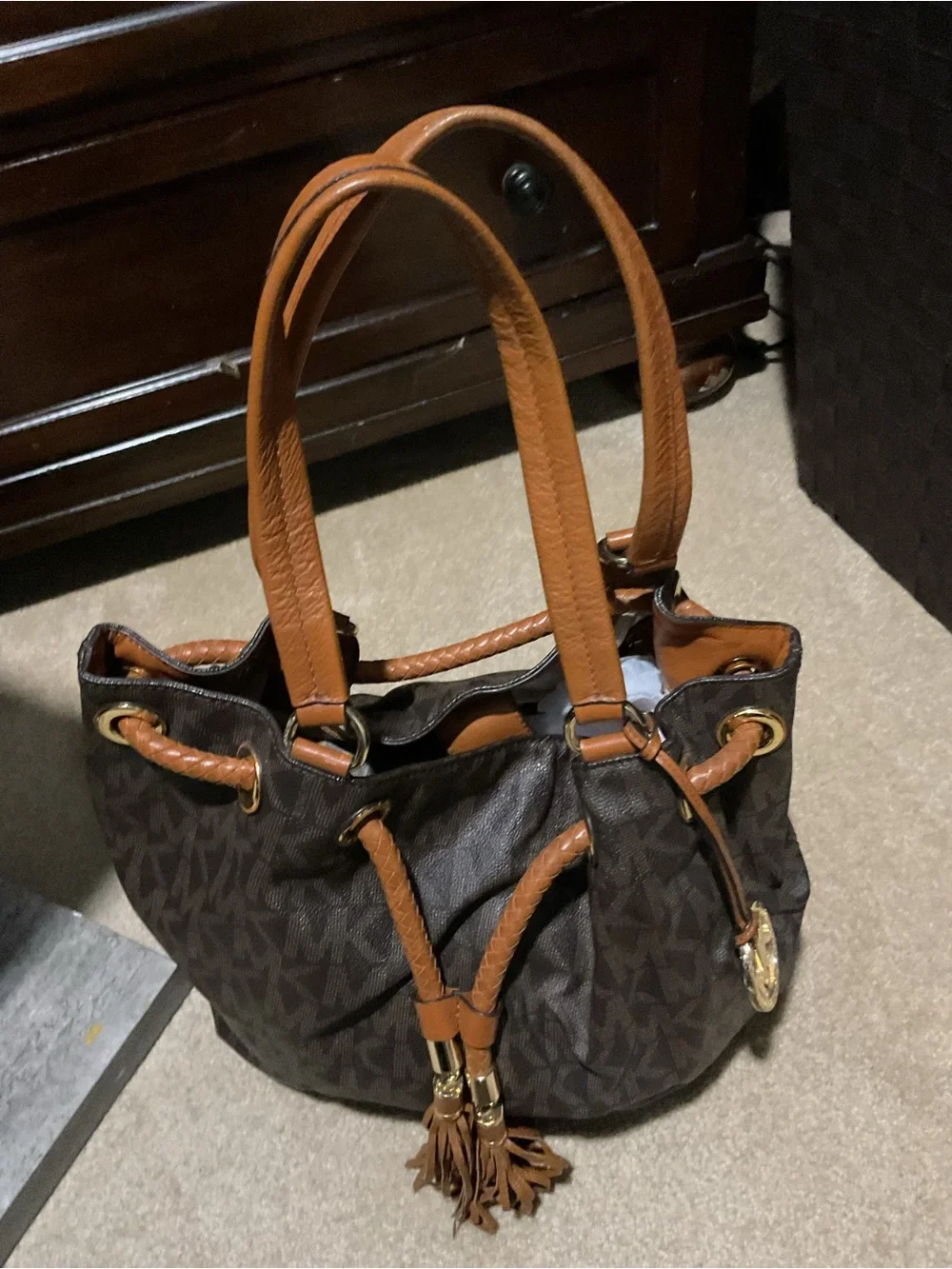 Michael Kors Bucket Bag